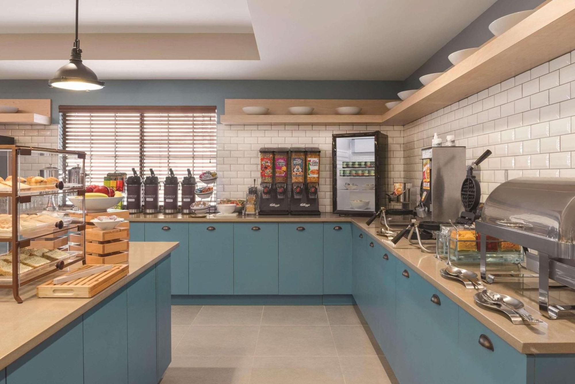 Country Inn & Suites By Radisson, Chicago-Hoffman ฮอฟฟ์แมน เอสเตทส์ ภายนอก รูปภาพ