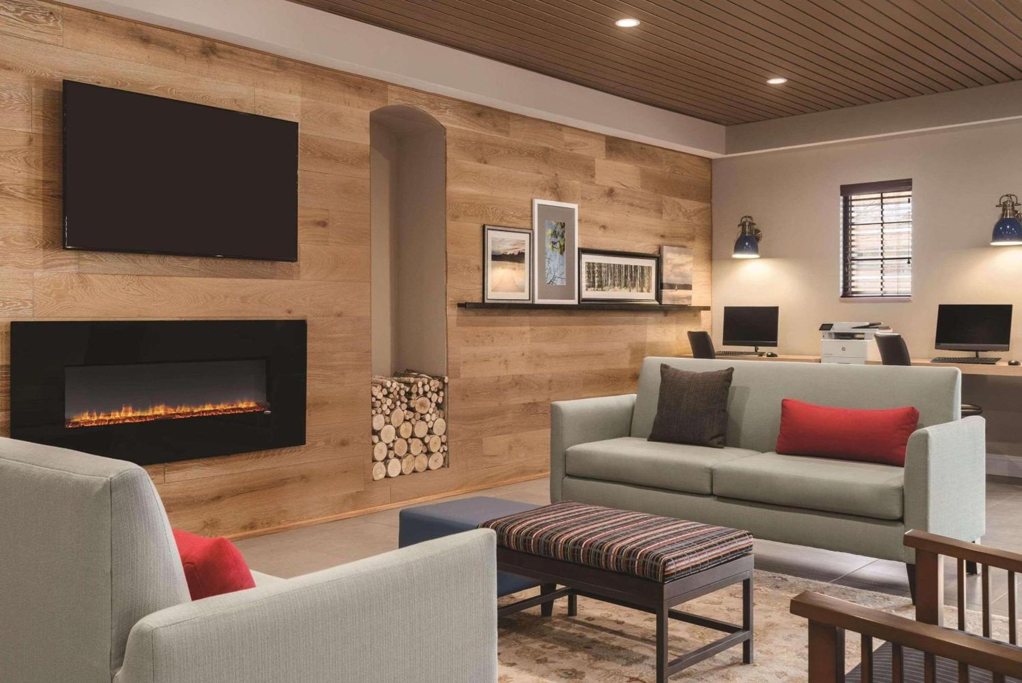 Country Inn & Suites By Radisson, Chicago-Hoffman ฮอฟฟ์แมน เอสเตทส์ ภายนอก รูปภาพ