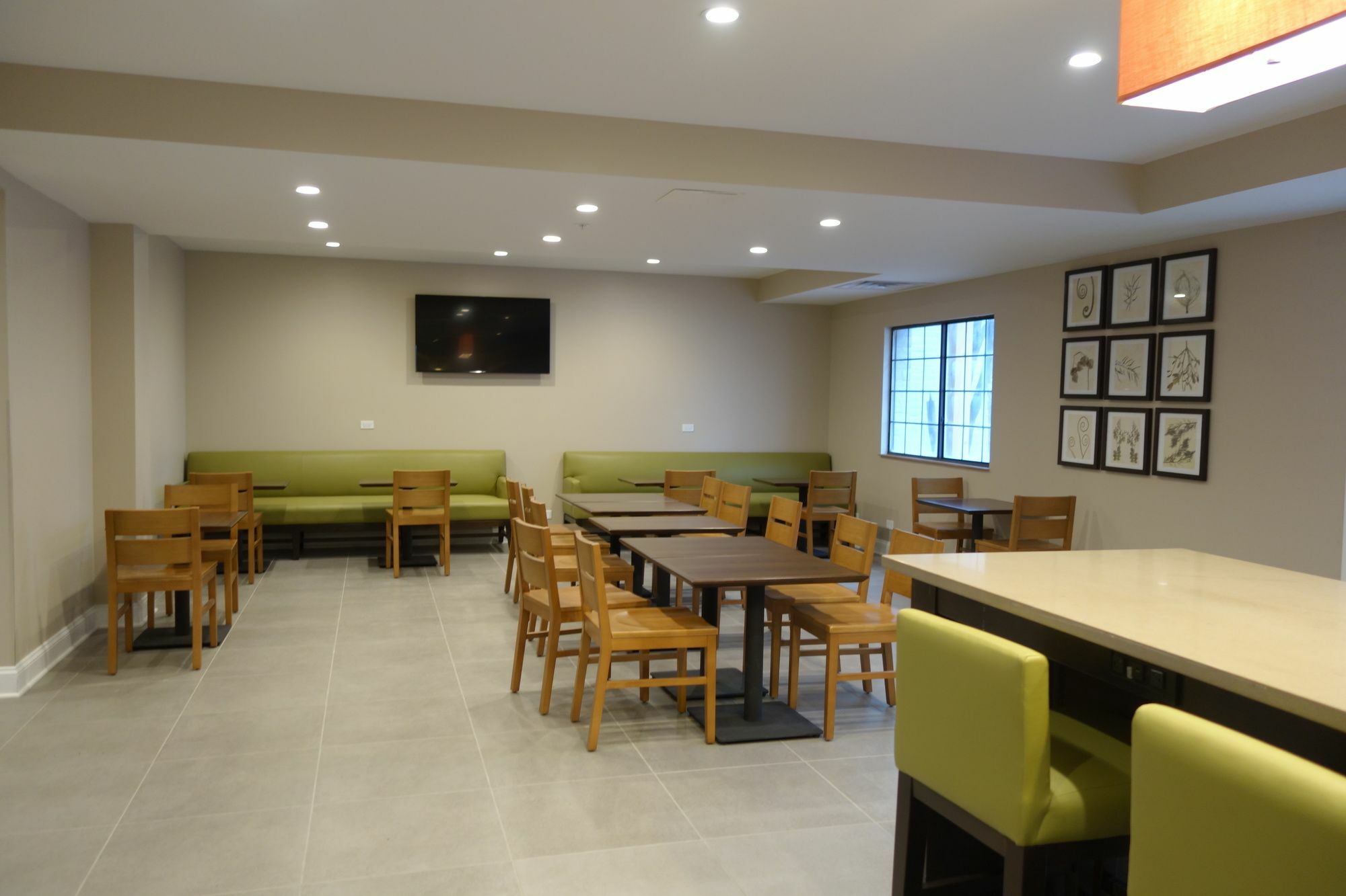 Country Inn & Suites By Radisson, Chicago-Hoffman ฮอฟฟ์แมน เอสเตทส์ ภายนอก รูปภาพ